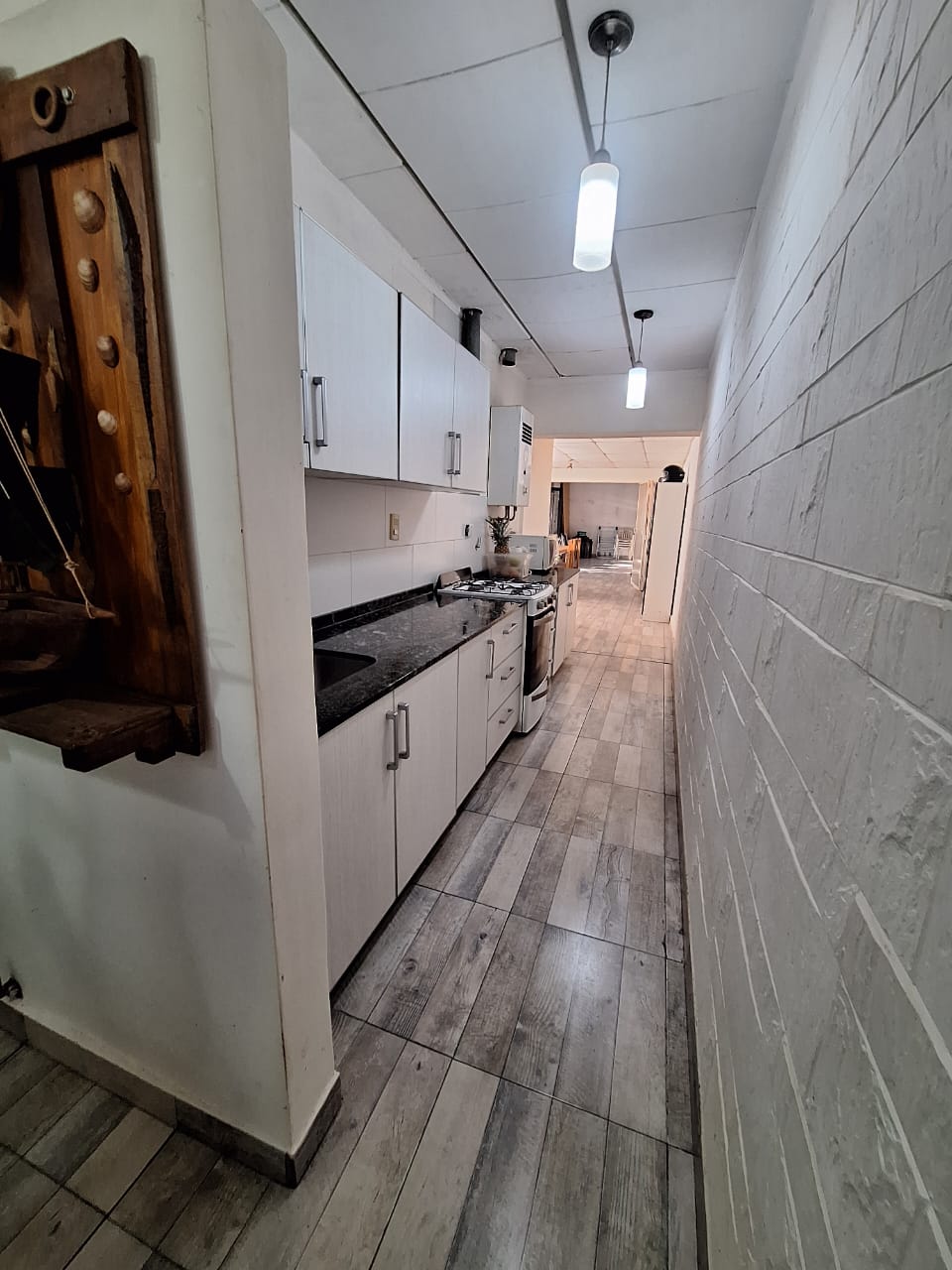 Imagen de la propiedad CASA A LA VENTA CON LOCAL INDEPENDIENTE - PARANA